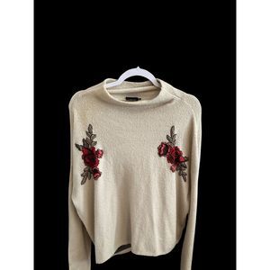 Womans CLICHE Sweater with Roses Size XL